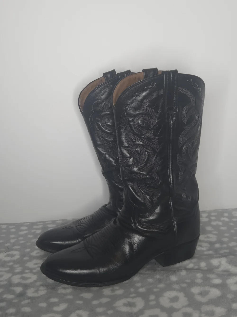Vintage Dan Post Black Leather Cowboy Boots